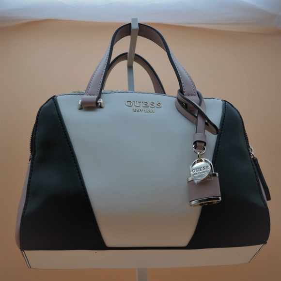 Guess Shawna Small Cali Satchel - Picture 5 of 7
